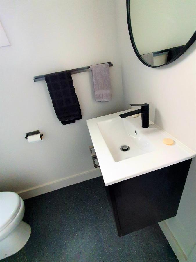 Travel Stay City Hostel Дюндин Екстериор снимка