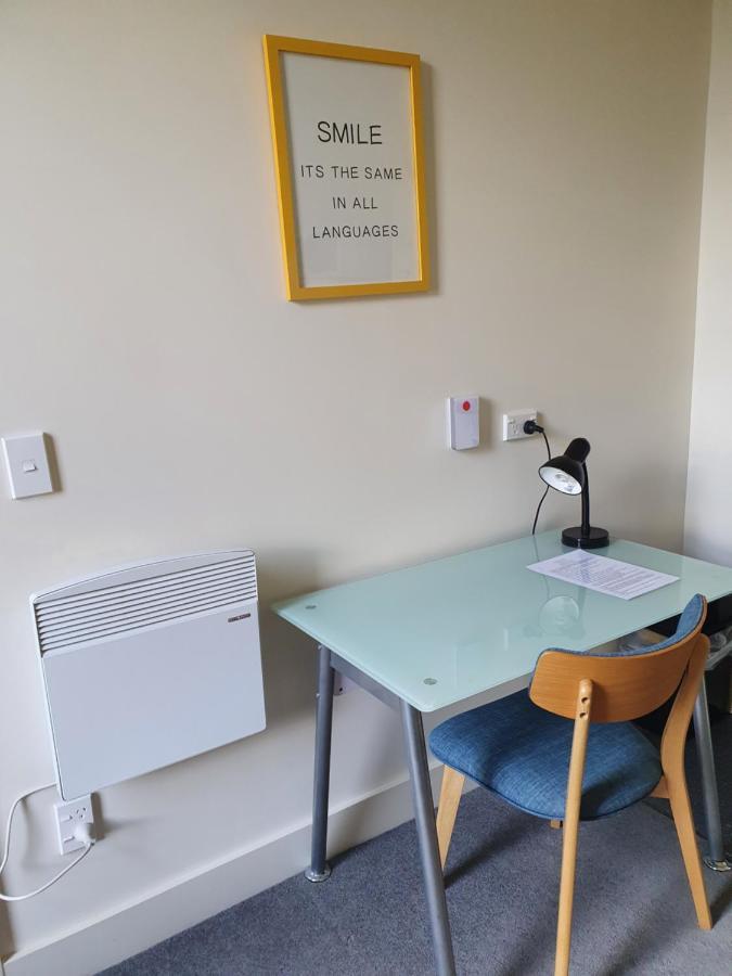 Travel Stay City Hostel Дюндин Екстериор снимка