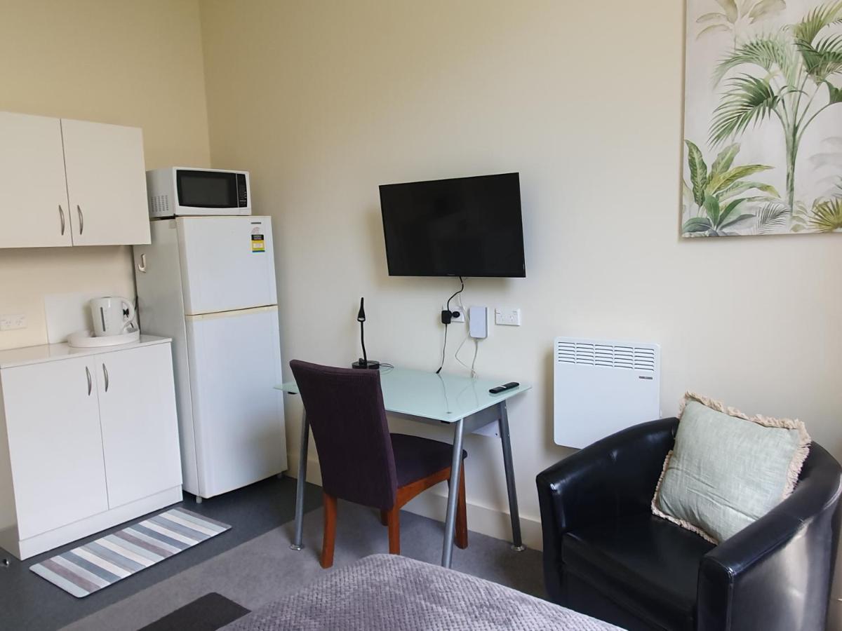 Travel Stay City Hostel Дюндин Екстериор снимка