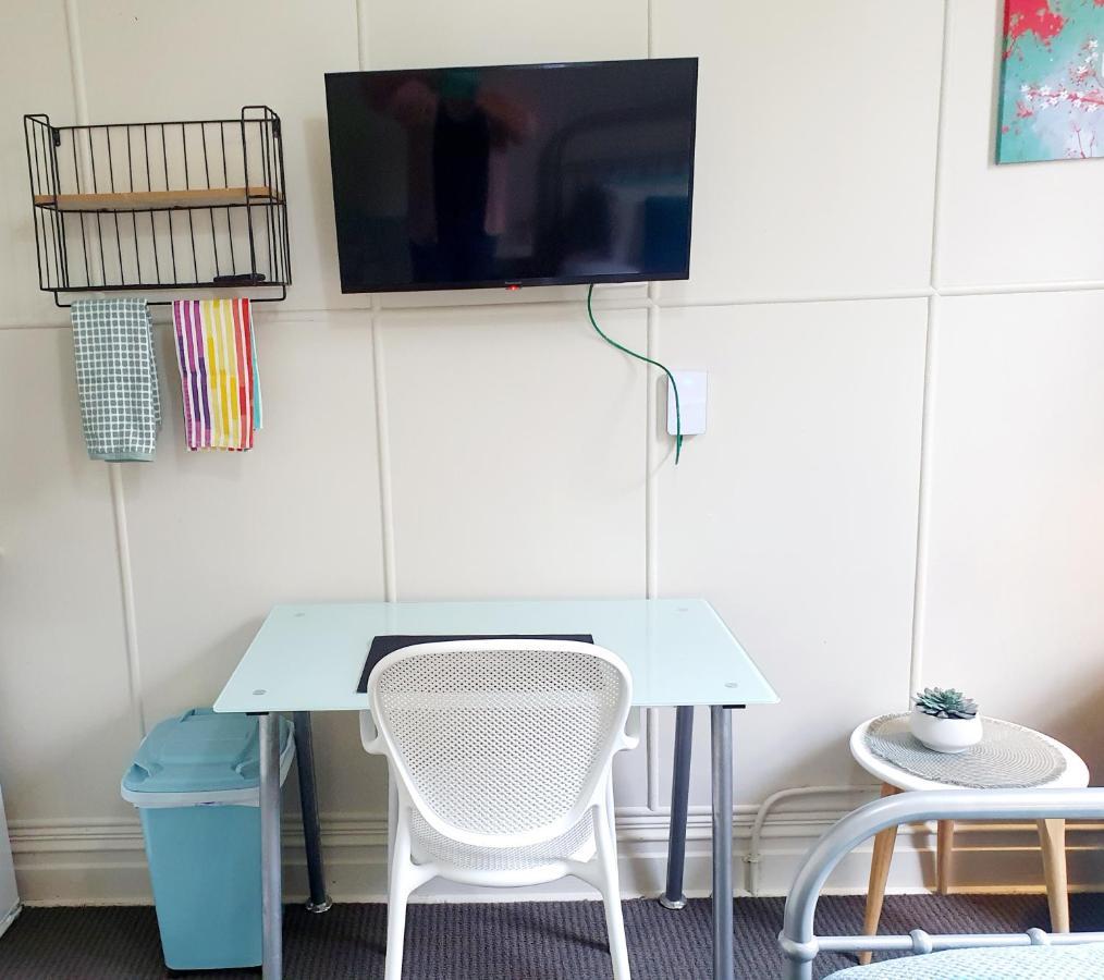 Travel Stay City Hostel Дюндин Екстериор снимка