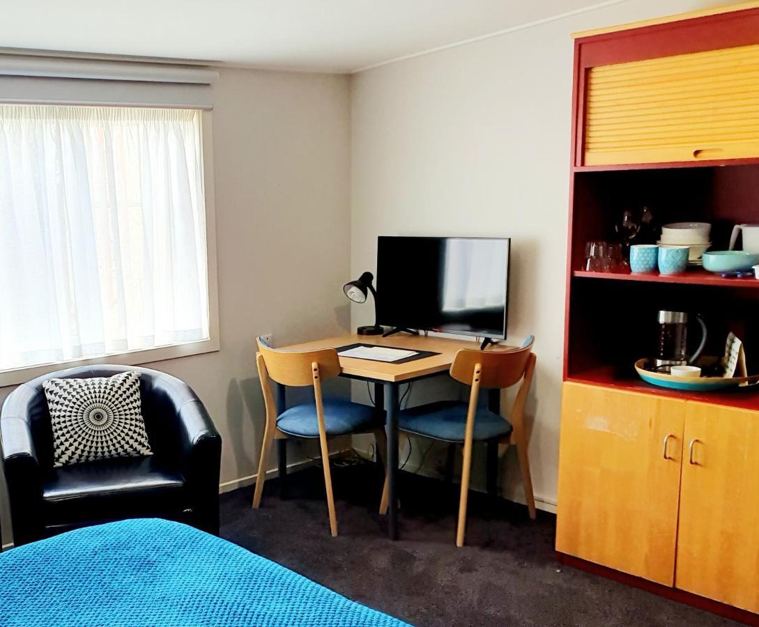 Travel Stay City Hostel Дюндин Екстериор снимка