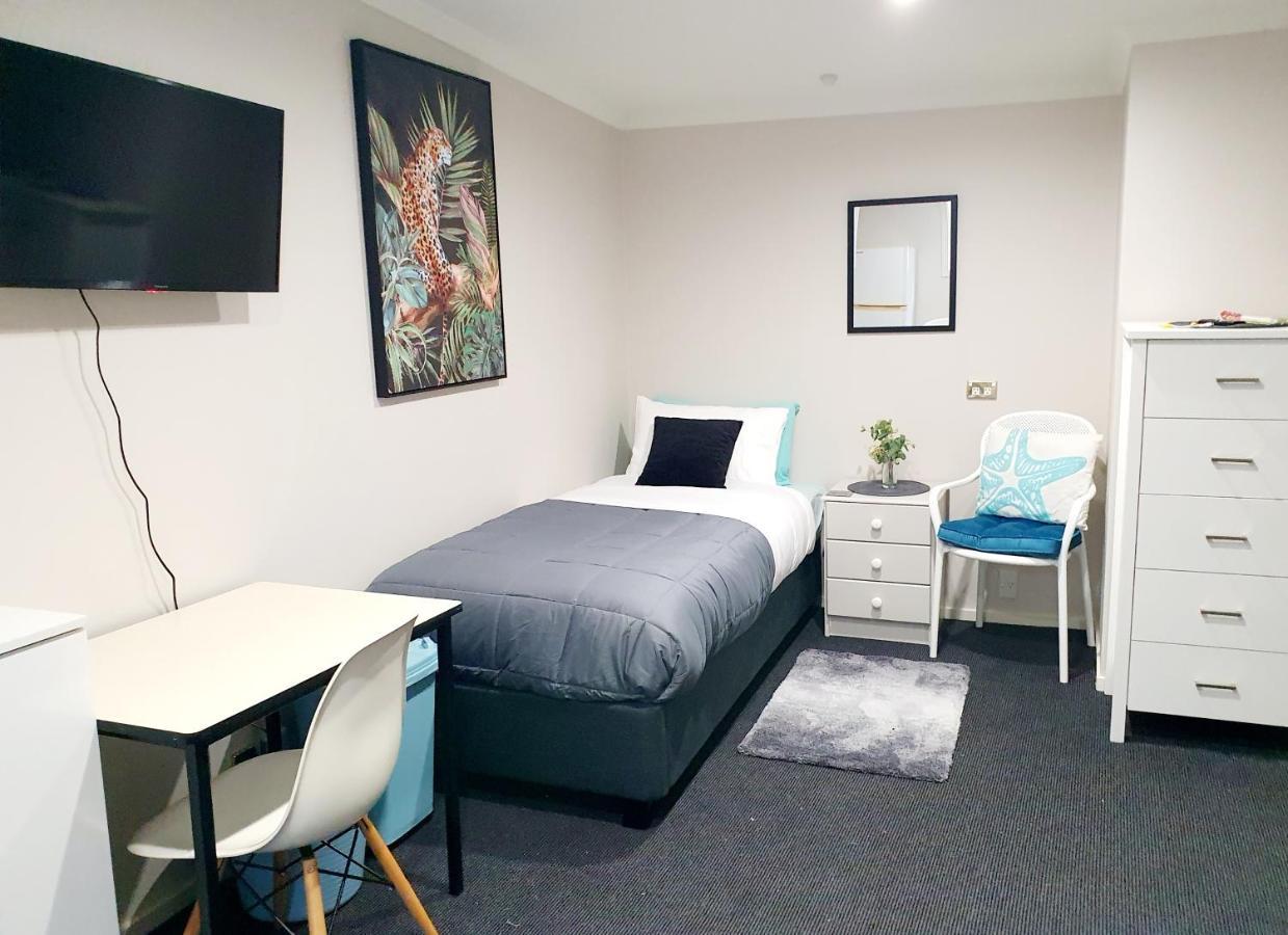 Travel Stay City Hostel Дюндин Екстериор снимка